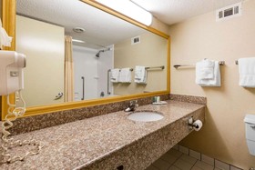 Travelodge by Wyndham Williamsburg I-64
