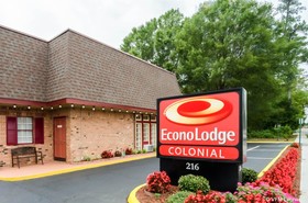 Econo Lodge Colonial