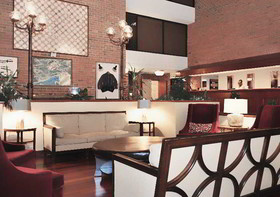 Fort Magruder Hotel, Trademark Collection by Wyndham