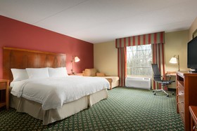 Hampton Inn & Suites Williamsburg-Central
