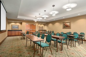 Hampton Inn & Suites Williamsburg-Central