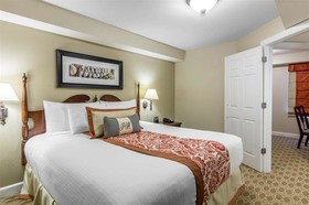 Bluegreen Vacations Patrick Henry Square, Ascend Resort Collection