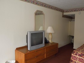 Capt. John Smith Inn