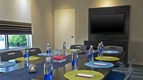 La Quinta Inn & Suites by Wyndham Winchester