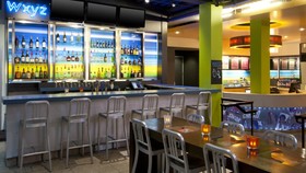 La Quinta Inn & Suites by Wyndham Winchester