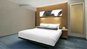 La Quinta Inn & Suites by Wyndham Winchester