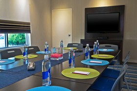 La Quinta Inn & Suites by Wyndham Winchester
