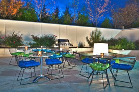 La Quinta Inn & Suites by Wyndham Winchester
