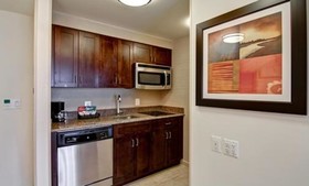 Homewood Suites by Hilton Woodbridge