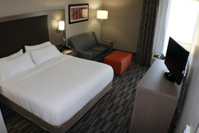 Holiday Inn Express Woodstock-Shenandoah Valley