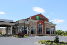Holiday Inn Express Woodstock-Shenandoah Valley