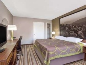Super 8 by Wyndham Wytheville