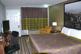 Super 8 by Wyndham Wytheville
