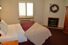 Anaco Bay Inn