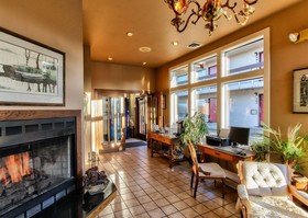 Islands Inn