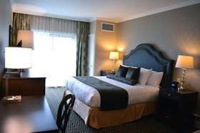 Majestic Inn & Spa