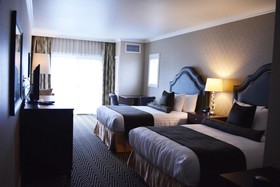 Majestic Inn & Spa