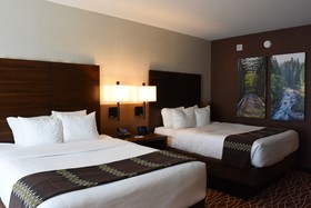 Angel of the Winds Casino Hotel