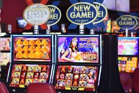 Angel of the Winds Casino Hotel