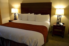Nisqually Lodge