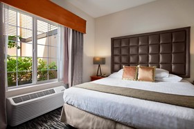Best Western Plus Mountain View Auburn Inn
