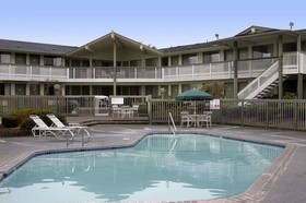 Days Inn by Wyndham Auburn