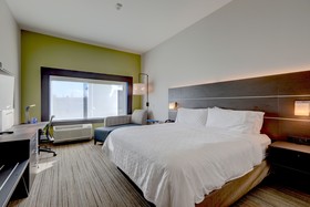 Holiday Inn Express & Suites Auburn Downtown