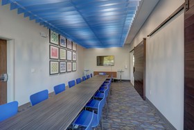 Holiday Inn Express & Suites Auburn Downtown