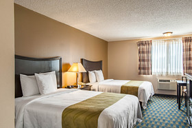 Comfort Inn & Suites Pacific - Auburn