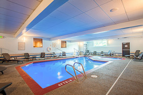 Comfort Inn & Suites Pacific - Auburn