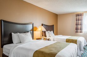 Comfort Inn & Suites Pacific - Auburn