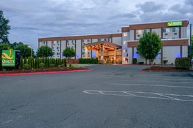 Comfort Inn & Suites Pacific - Auburn