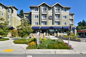 The Marshall Suites