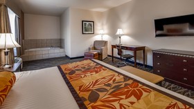 Best Western Plus Battle Ground Inn & Suites