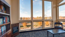 Best Western Plus Battle Ground Inn & Suites