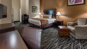 Best Western Plus Battle Ground Inn & Suites