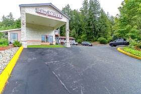 Belfair Motel