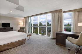 Embassy Suites by Hilton Seattle Bellevue