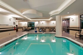 Hampton Inn & Suites Bellevue Downtown Seattle