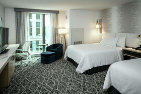 Hilton Garden Inn Seattle Bellevue Downtown
