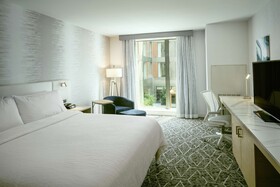 Hilton Garden Inn Seattle Bellevue Downtown