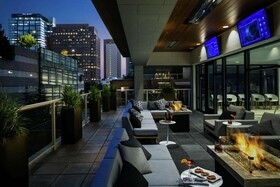 Hilton Garden Inn Seattle Bellevue Downtown
