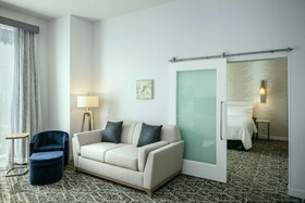 Hilton Garden Inn Seattle Bellevue Downtown