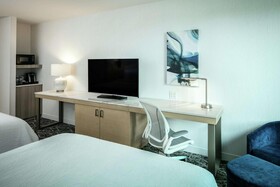 Hilton Garden Inn Seattle Bellevue Downtown