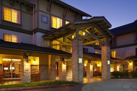 Larkspur Landing Bellevue