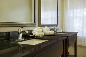 Wingate by Wyndham Bellingham Heritage Inn