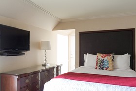 Wingate by Wyndham Bellingham Heritage Inn