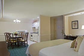 Wingate by Wyndham Bellingham Heritage Inn