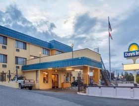 Days Inn by Wyndham Bellingham