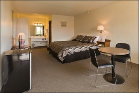 Northwoods Motel